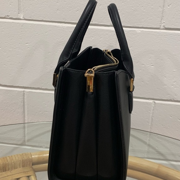 **FREE W PURCHASE** Large black purse - Picture 3 of 3